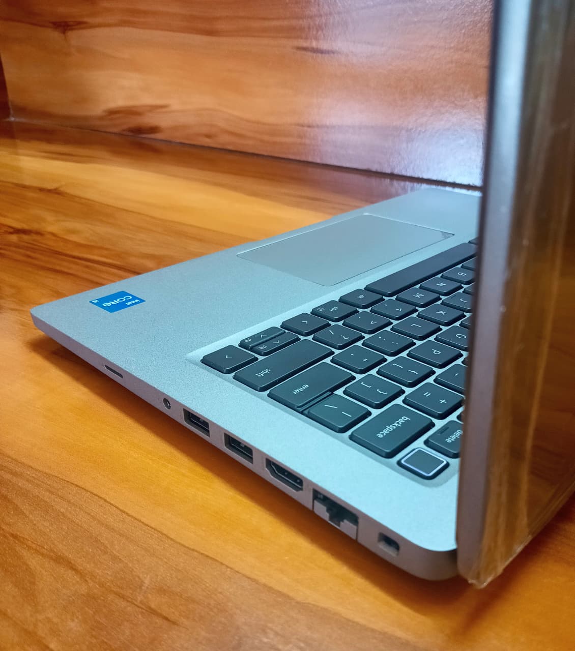 Dell Latitude 2